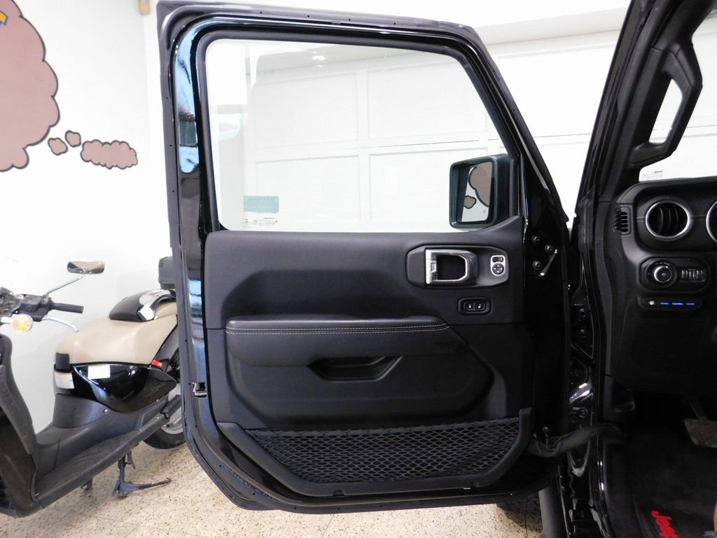 Used 2022 Jeep Wrangler Unlimited Rubicon 4xe w/ Dual Top Group image 34