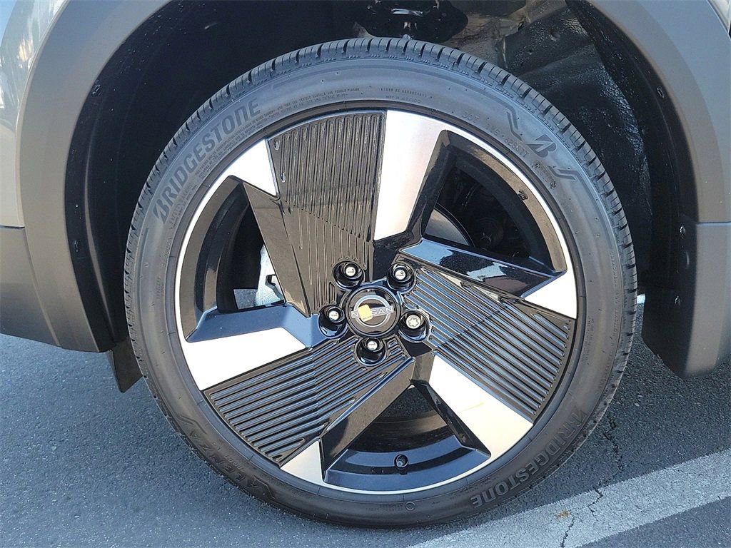 New 2026 Nissan Kicks SR w/ SR Premium Package image 17