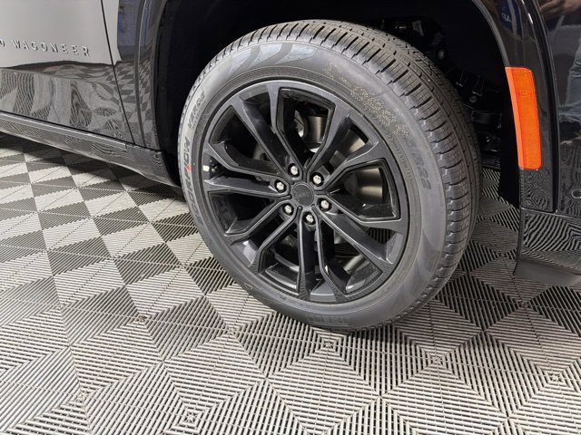New 2026 Jeep Grand Wagoneer Summit AWD/4WD image 2