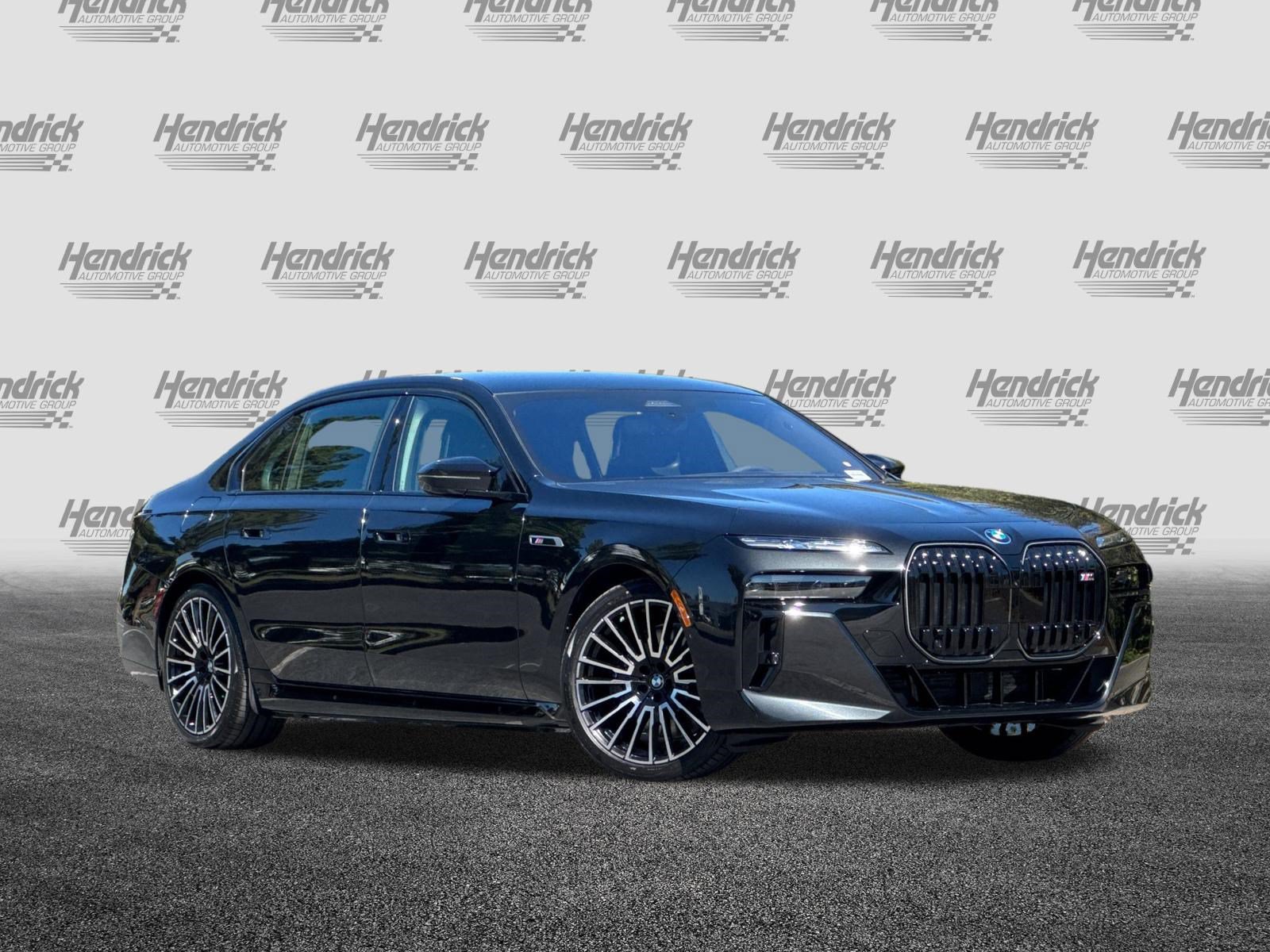 New 2026 BMW i7 M70 w/ Executive Package AWD/4WD image 2