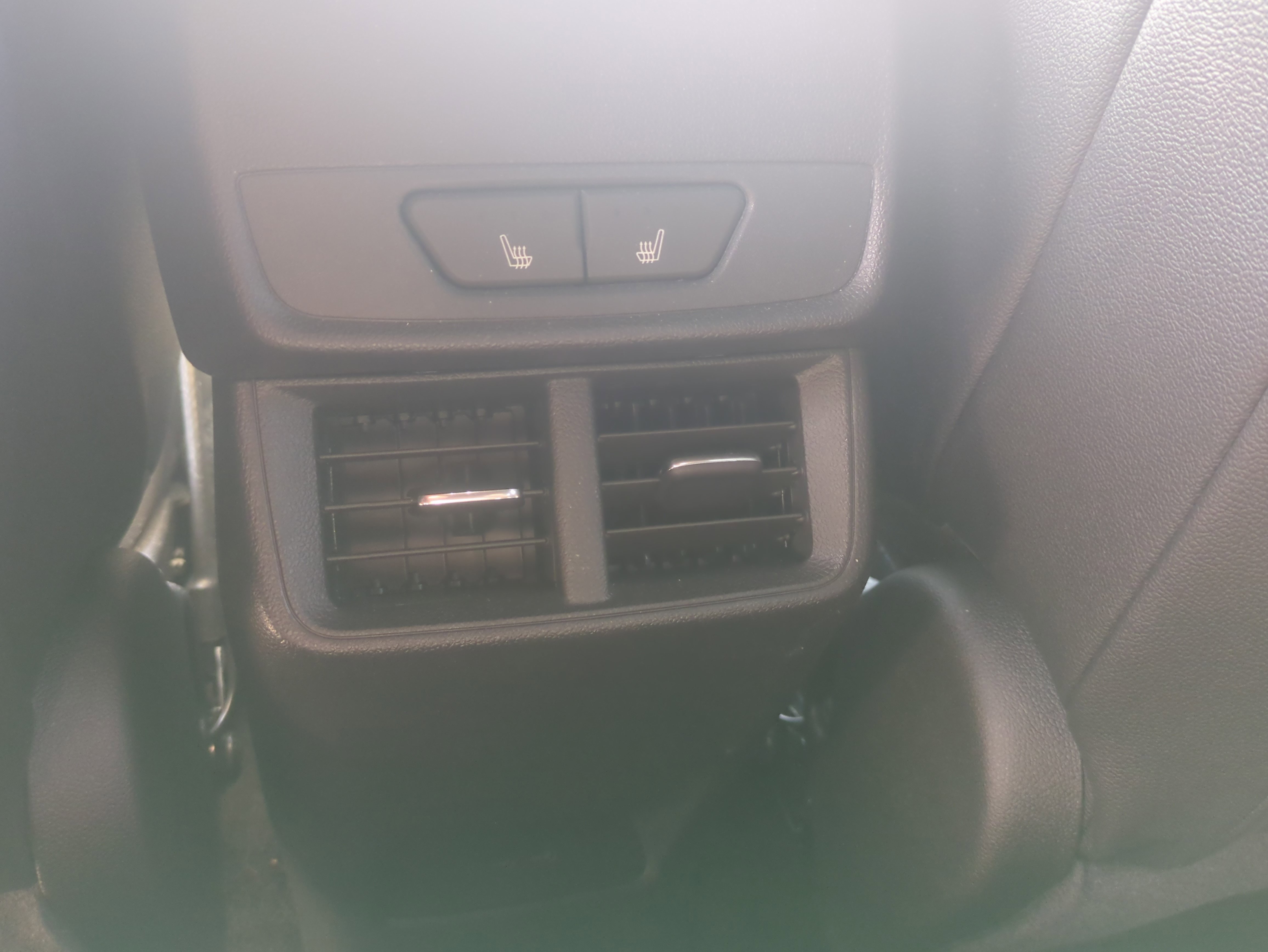 Used 2025 Chevrolet Equinox RS w/ Safety and Technology Package image 30