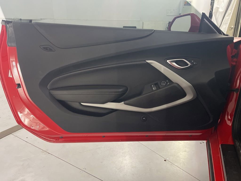 Used 2022 Chevrolet Camaro LT image 22