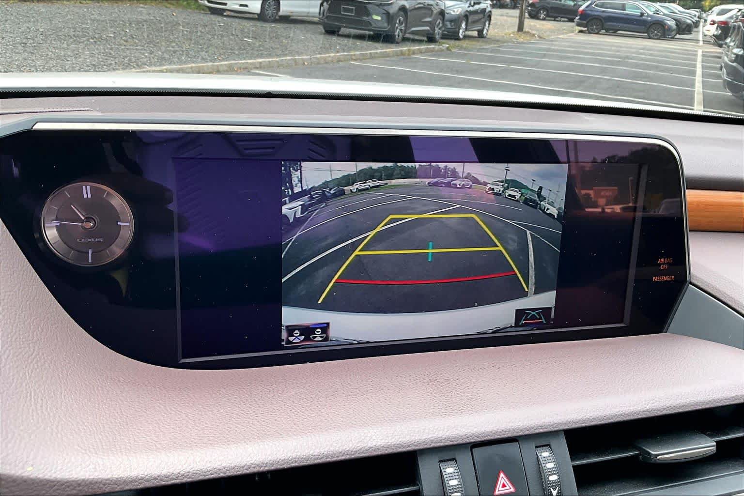Used 2020 Lexus ES 350 w/ Luxury Package FWD image 14
