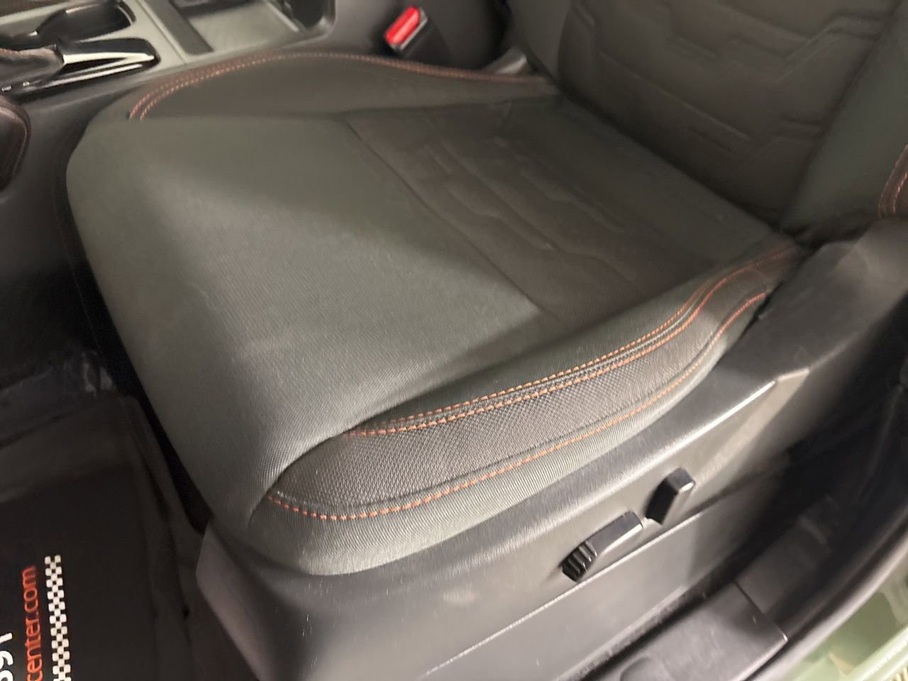 Used 2024 Nissan Frontier PRO-4X w/ Technology Package AWD/4WD image 10