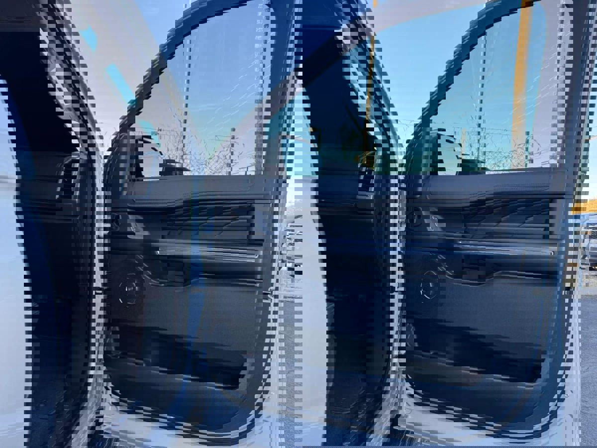 Used 2019 Ford Expedition Platinum image 35