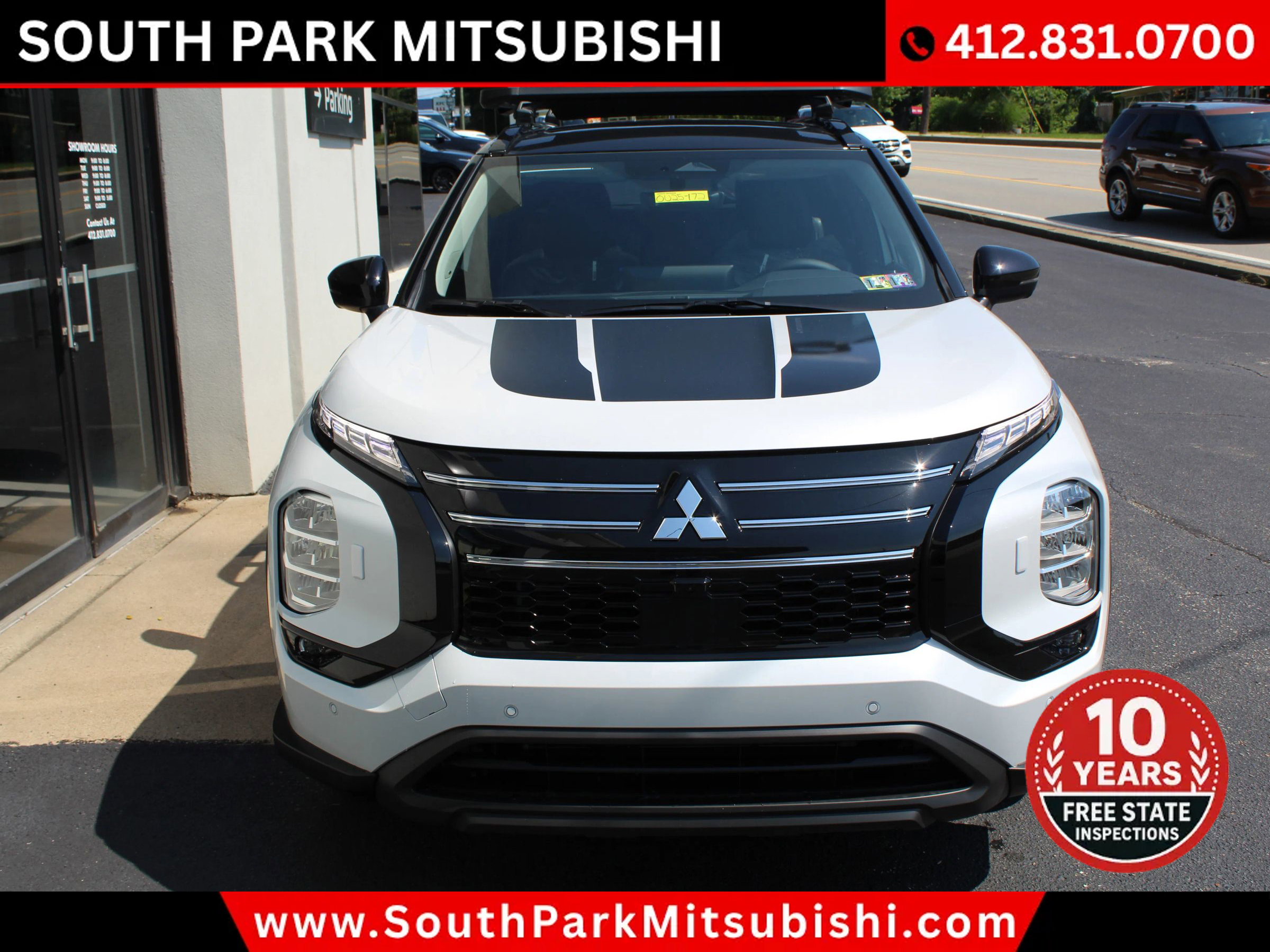 New 2025 Mitsubishi Outlander AWD image 4