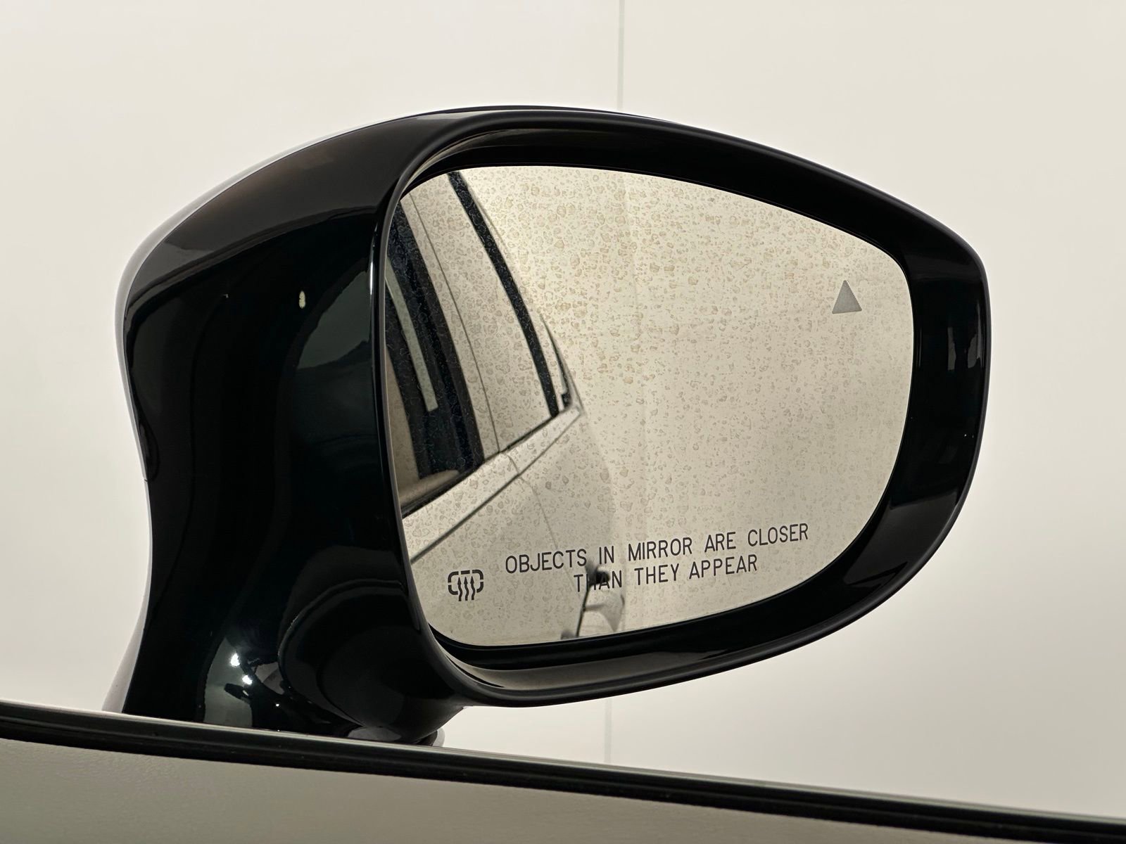 Used 2024 Chrysler Pacifica Limited image 27