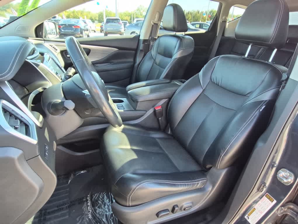 Used 2018 Nissan Murano SL w/ Moonroof Package AWD/4WD image 11