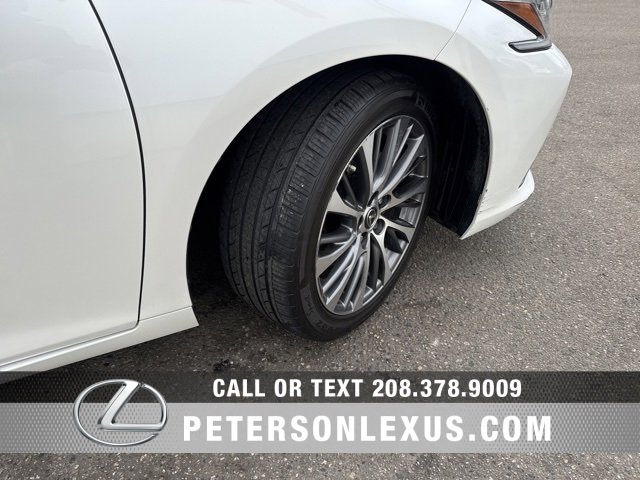 Used 2019 Lexus ES 300h image 10