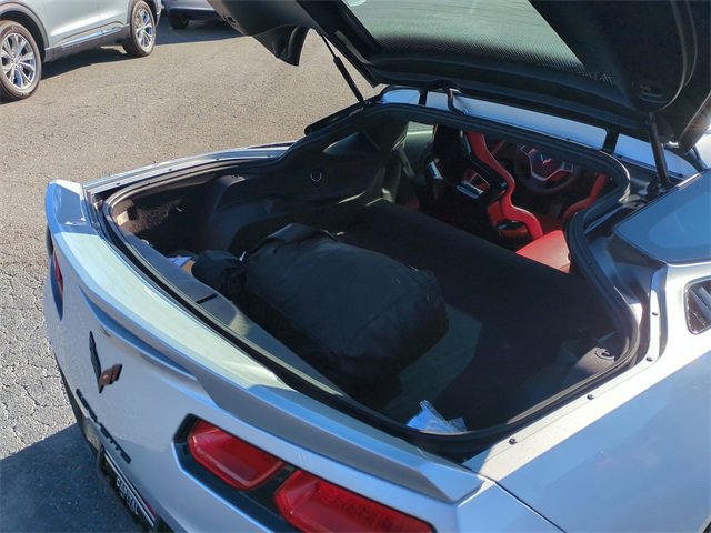 Used 2015 Chevrolet Corvette Stingray Z51 w/ 3LT Preferred Equipment Group image 23