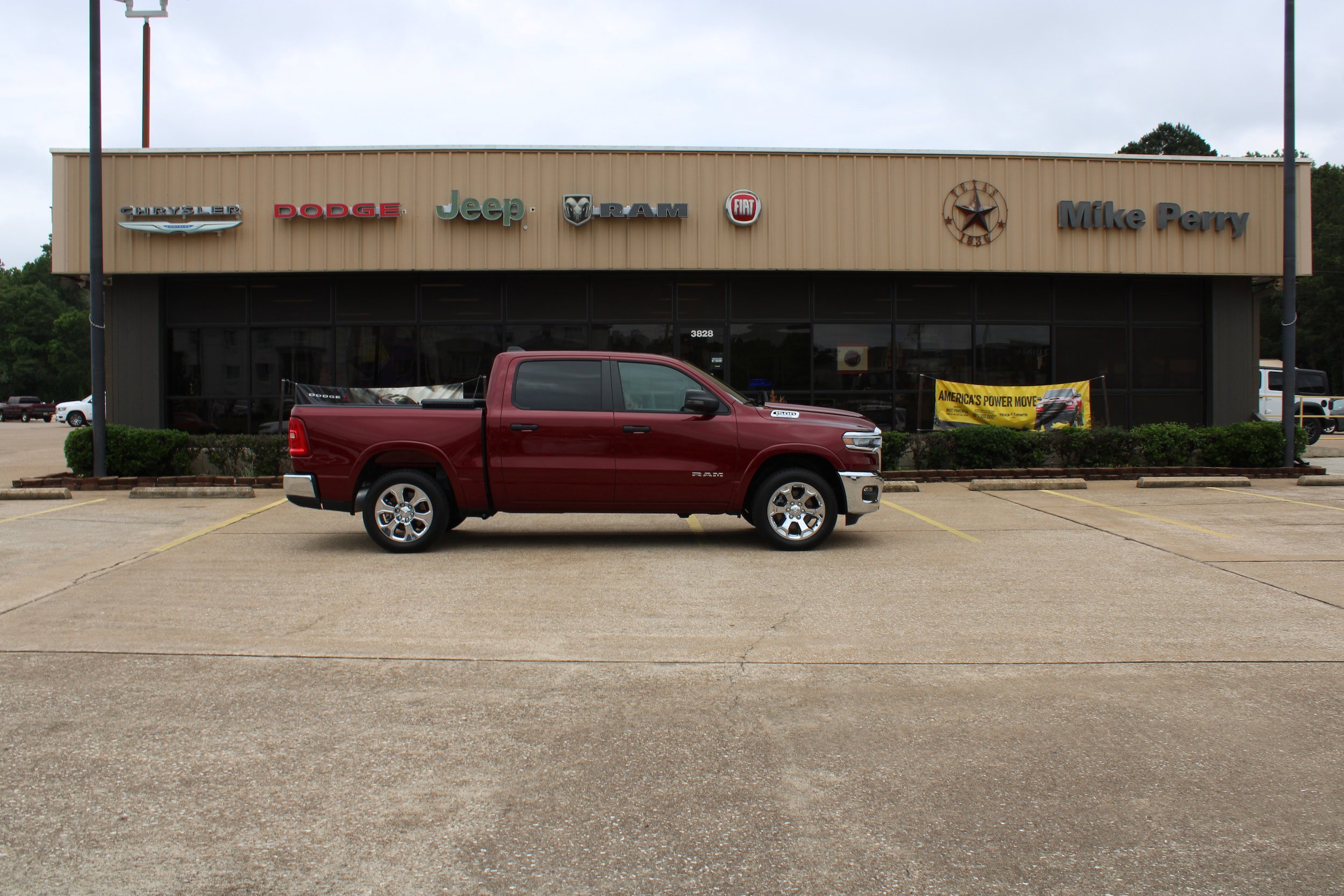 Certified 2025 RAM 1500 Lone Star AWD/4WD image 5