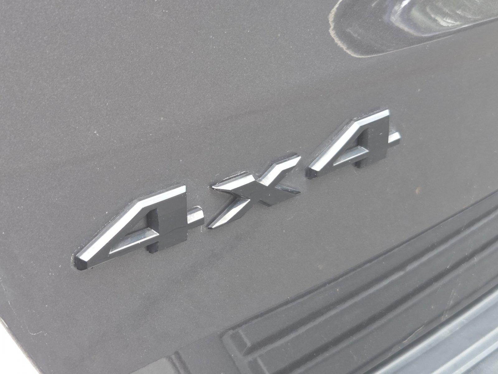 Used 2019 Jeep Grand Cherokee Altitude AWD/4WD image 15