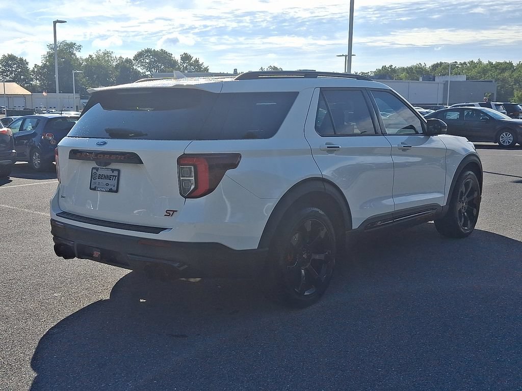 Used 2023 Ford Explorer ST w/ Equipment Group 401A AWD/4WD image 4