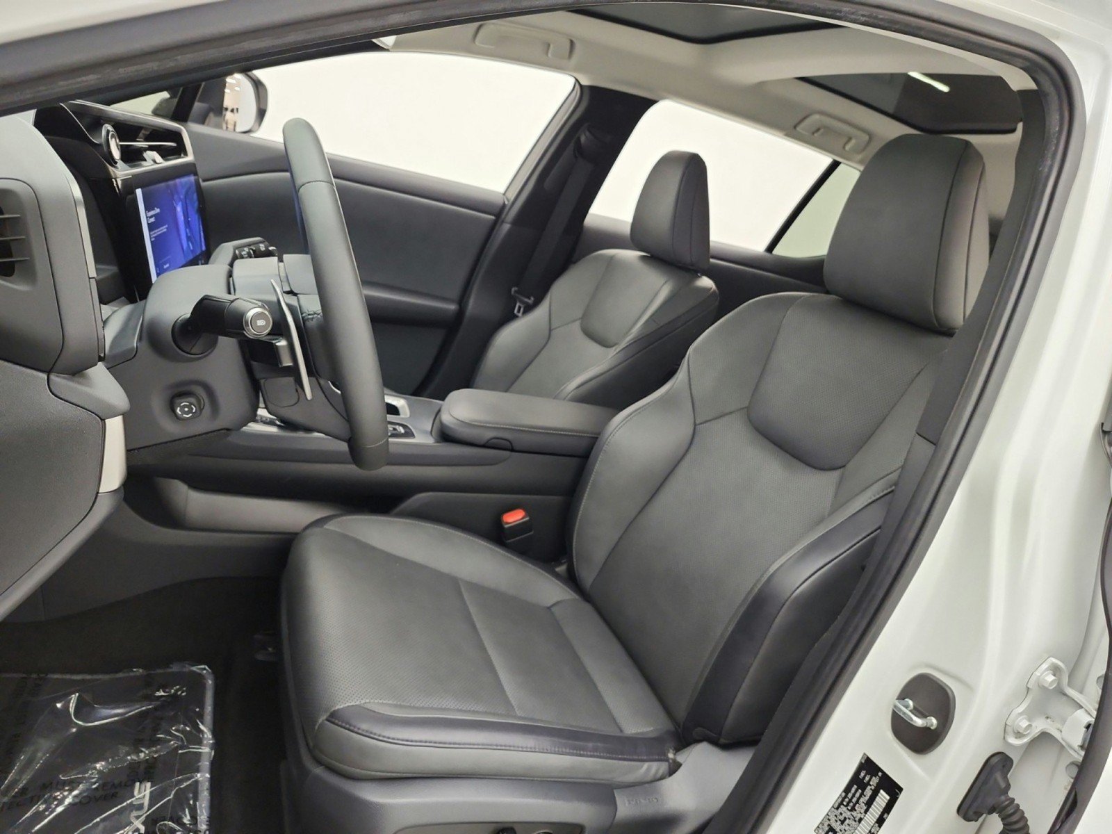 Used 2023 Lexus RZ 450e Premium w/ Technology Package AWD/4WD image 10