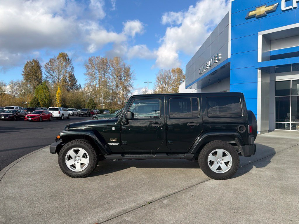 Used 2012 Jeep Wrangler Unlimited Sahara AWD/4WD image 2