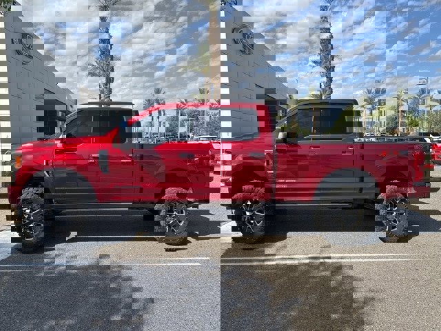 Used 2017 Ford F350 Platinum w/ Platinum Ultimate Package image 4