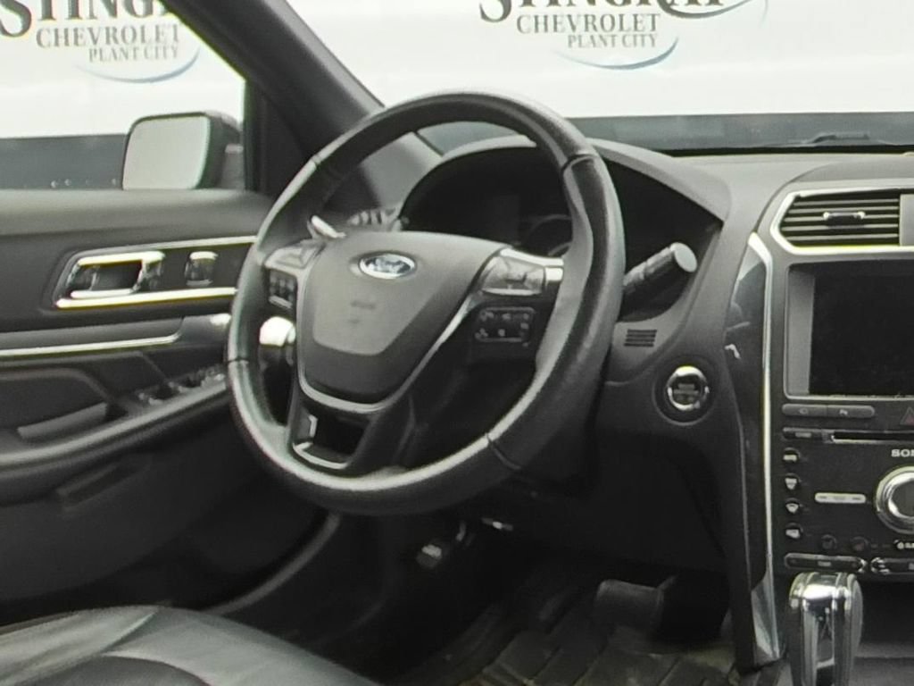 Used 2018 Ford Explorer Sport w/ Equipment Group 401A AWD/4WD image 16