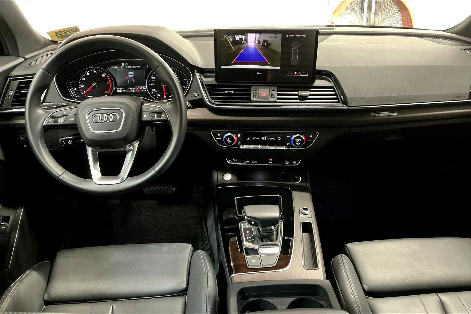 Used 2025 Audi Q5 2.0T Premium image 17