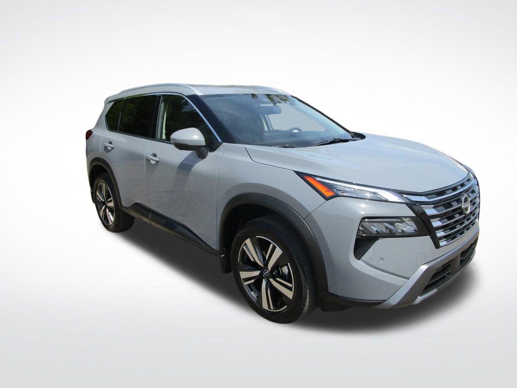 Used 2025 Nissan Rogue SL AWD/4WD image 6