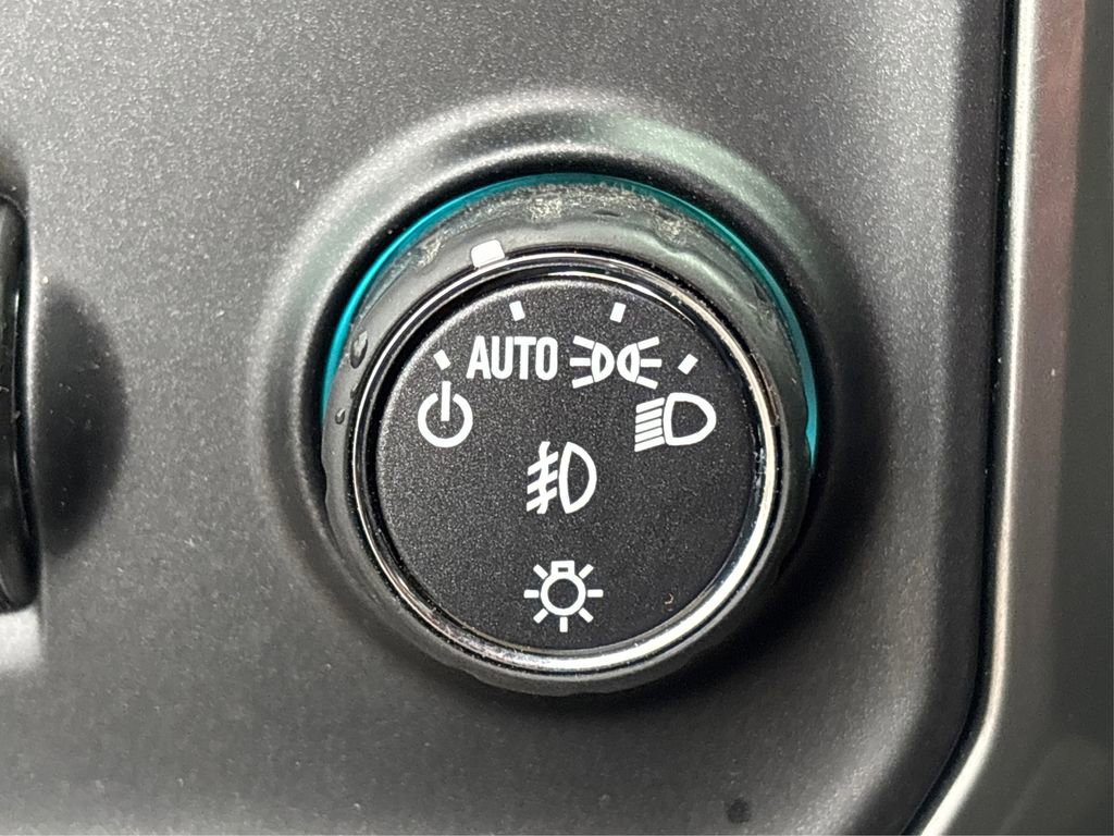 Used 2018 Chevrolet Silverado 1500 LT w/ All Star Edition image 23