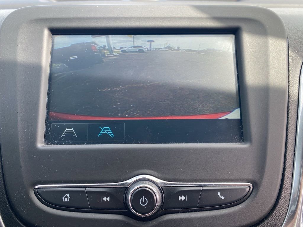 Used 2018 Chevrolet Equinox LT image 40