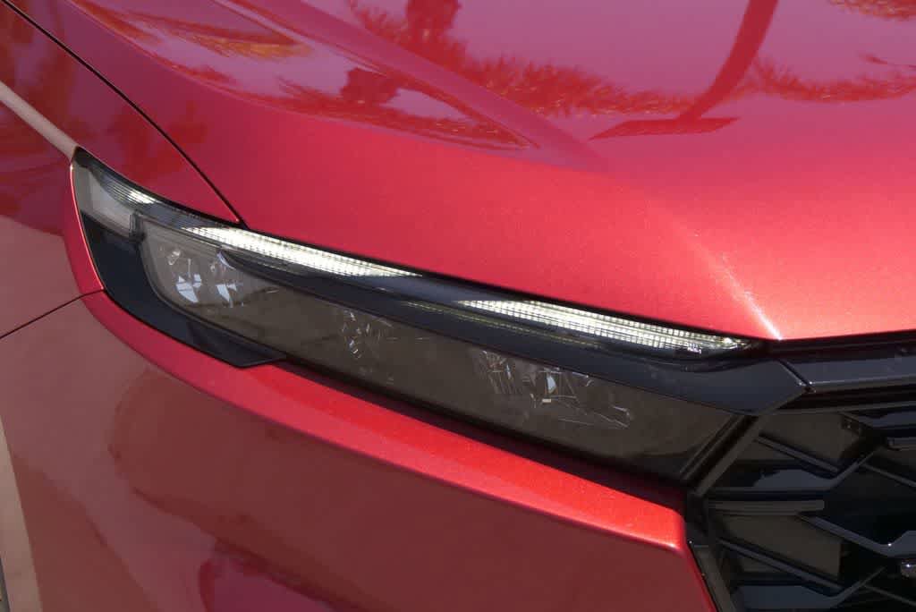 Used 2023 Honda CR-V Sport Touring image 4