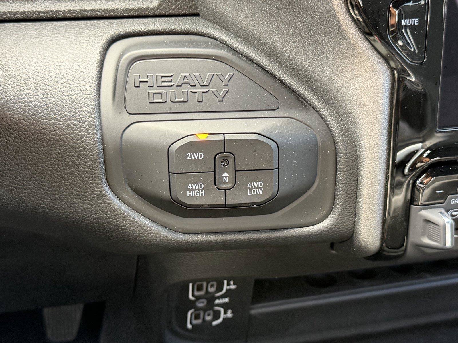 Used 2025 RAM 2500 Tradesman AWD/4WD image 25