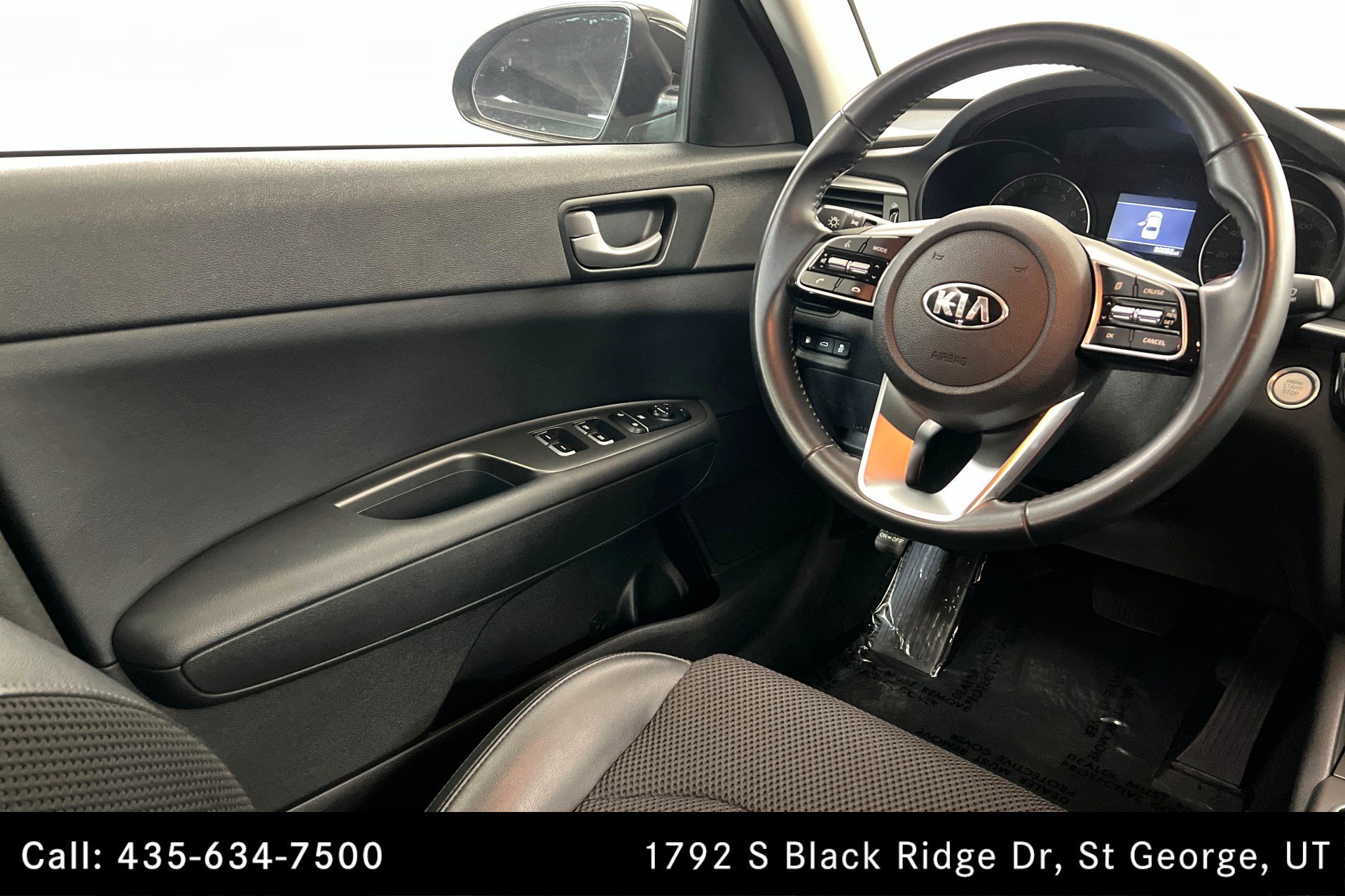 Used 2019 Kia Optima S image 11