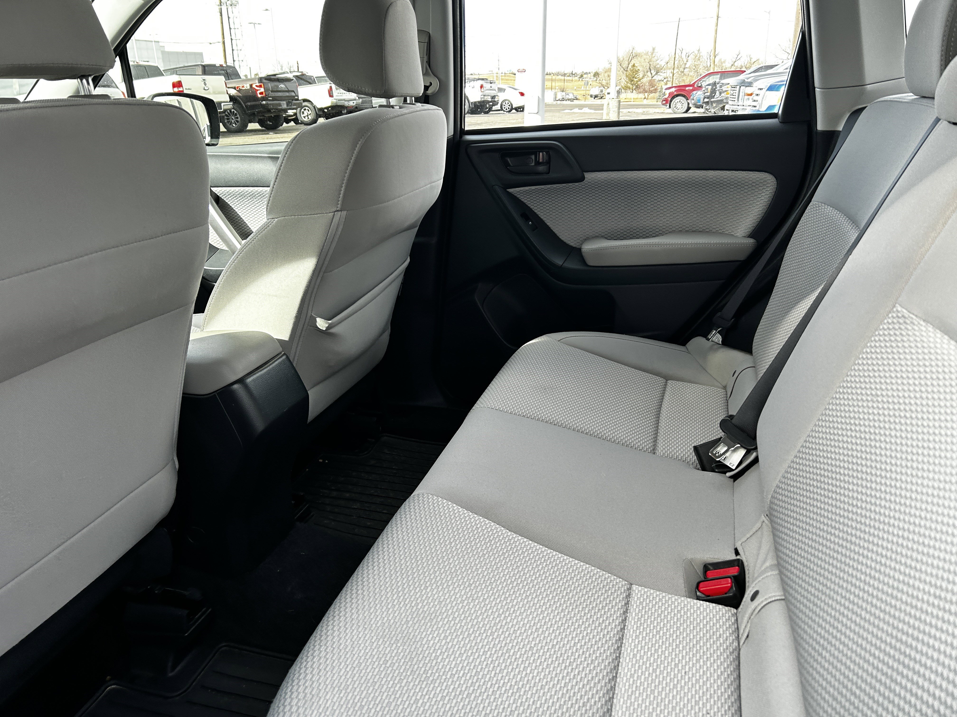 Used 2017 Subaru Forester 2.5i image 10