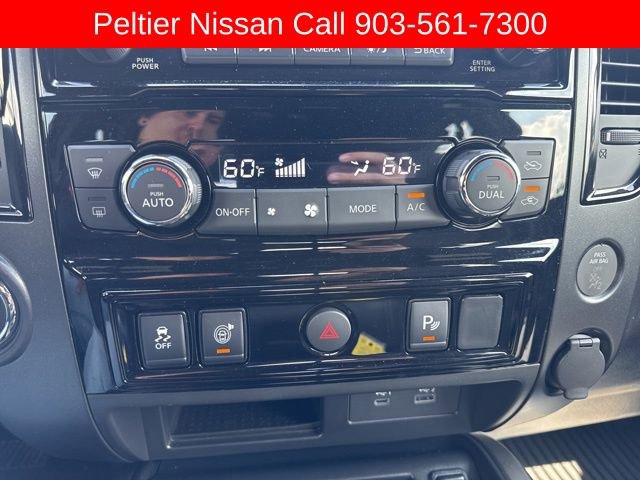 Used 2024 Nissan Titan SV w/ SV Bronze Edition Package image 17