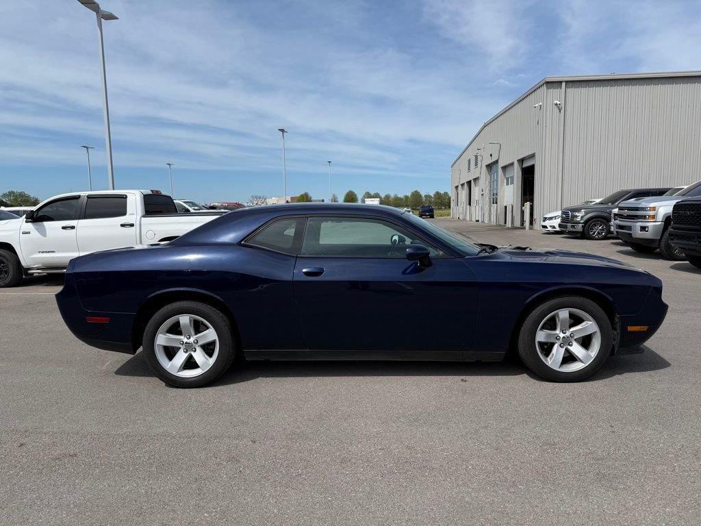 Used 2013 Dodge Challenger SXT image 16