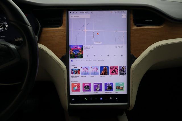 Used 2019 Tesla Model X Long Range image 26