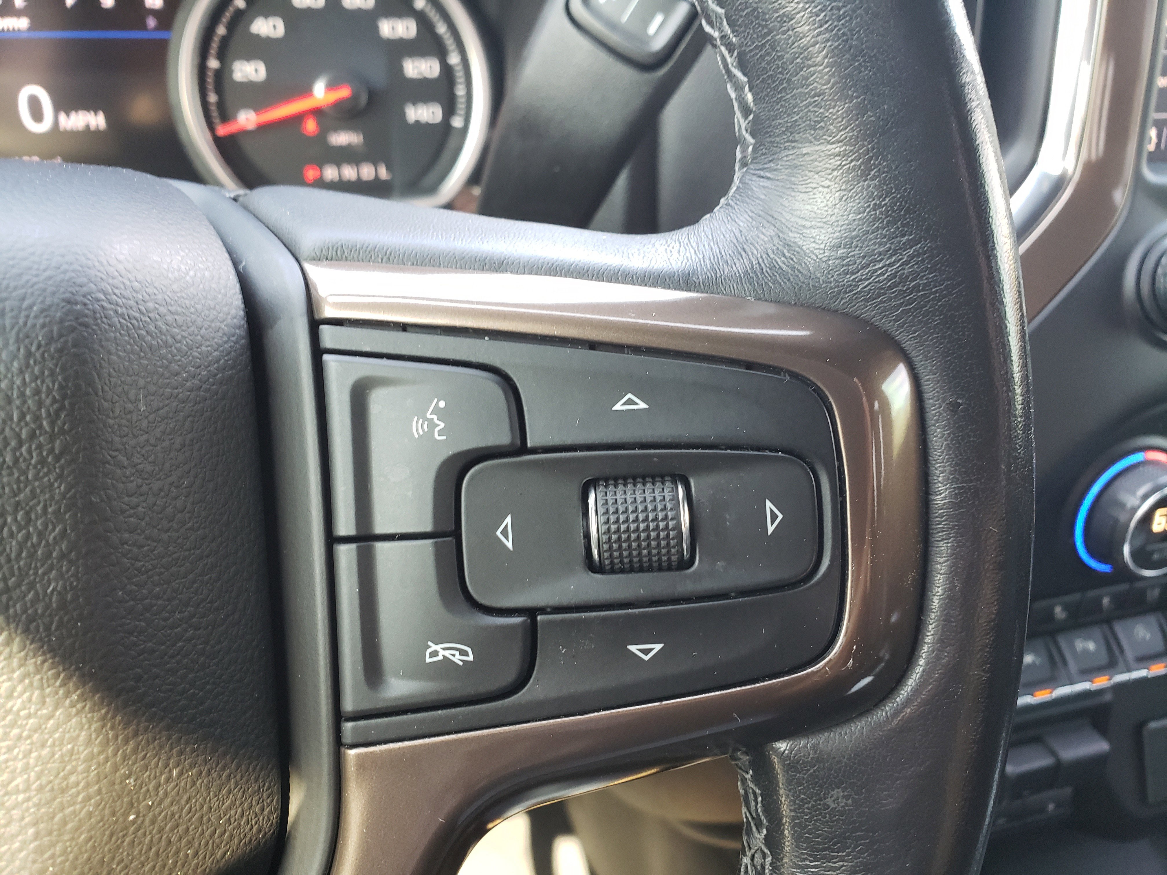 Used 2019 Chevrolet Silverado 1500 High Country w/ Technology Package image 15