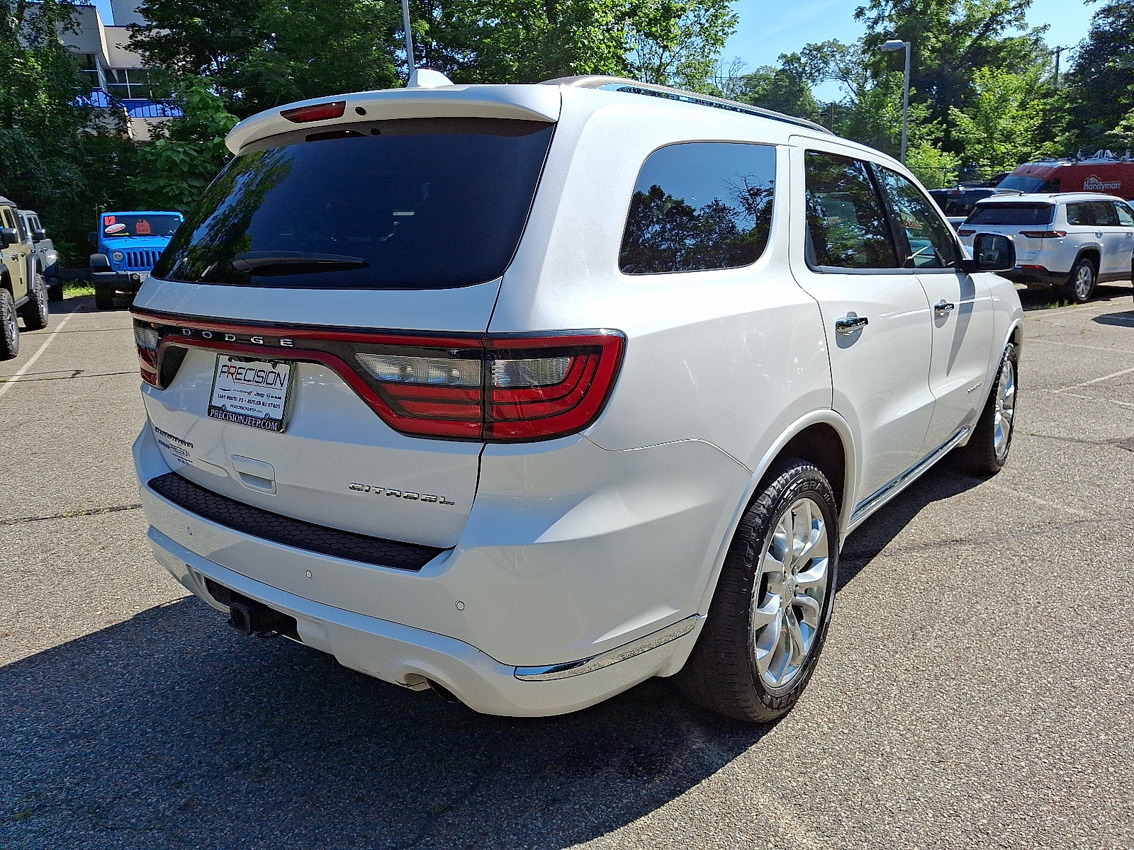 Certified 2017 Dodge Durango Citadel w/ Premium Entertainment Group image 7
