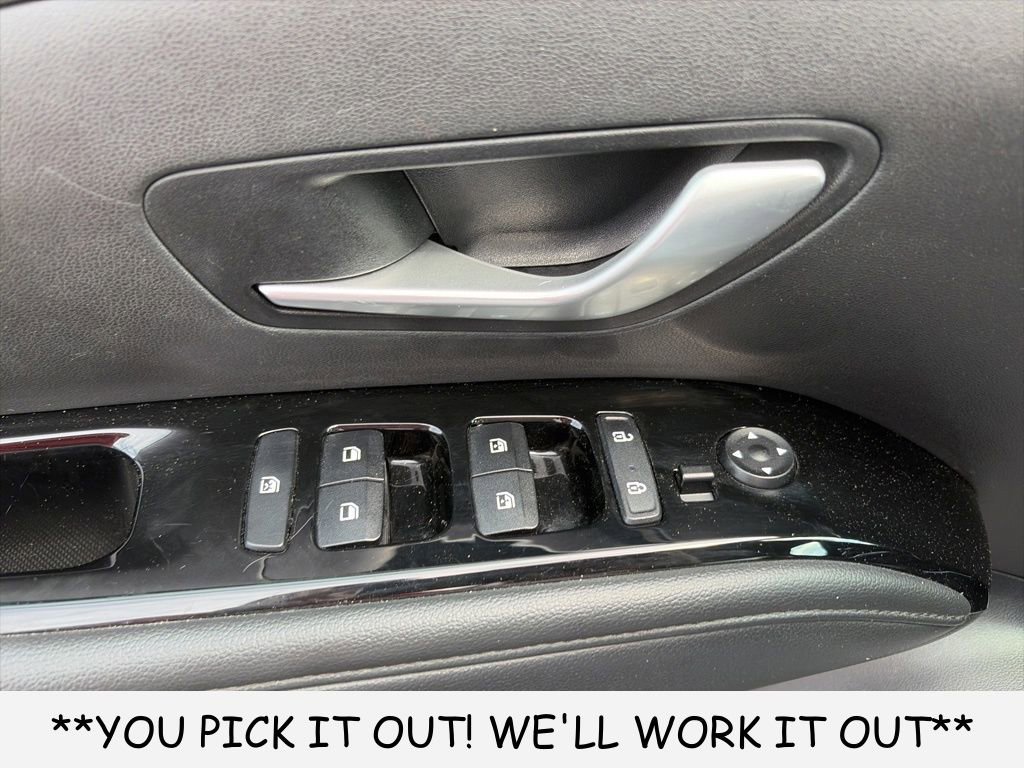 Used 2022 Hyundai Tucson Limited w/ Cargo Package FWD image 11