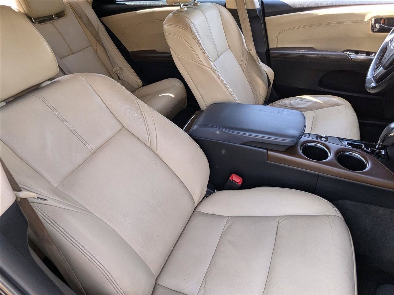 Used 2013 Toyota Avalon XLE Touring FWD image 33