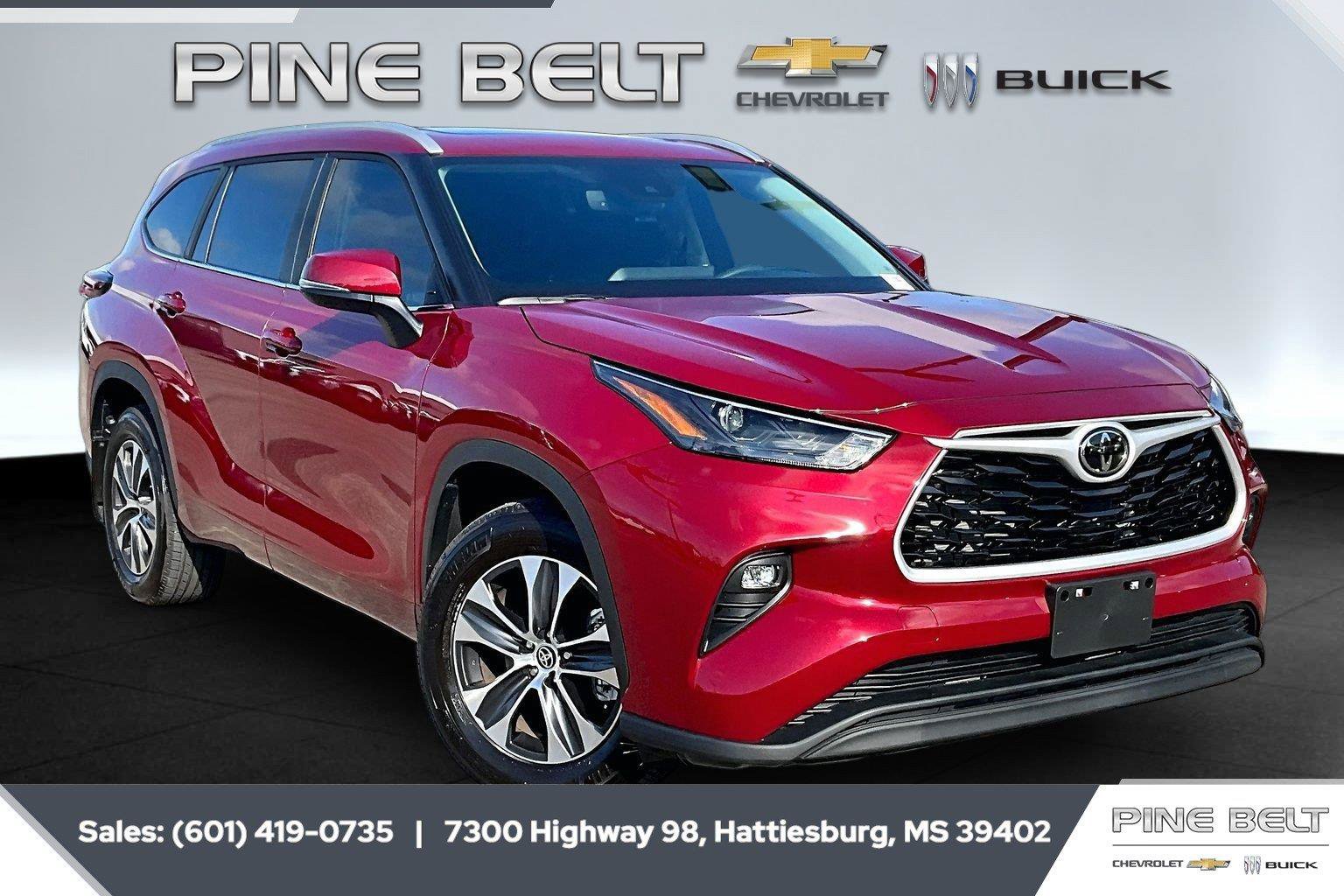 Used 2026 Toyota Highlander XLE AWD/4WD image 1