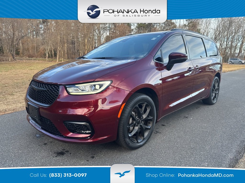 Used 2023 Chrysler Pacifica Touring-L w/ S Appearance Package image 1