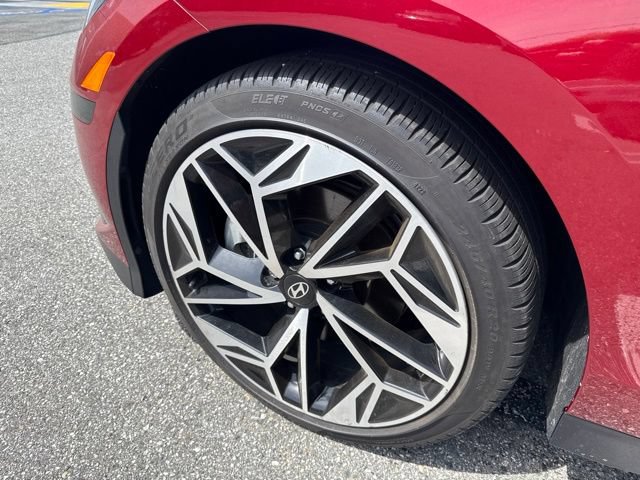 Used 2023 Hyundai Ioniq 6 SEL RWD image 5