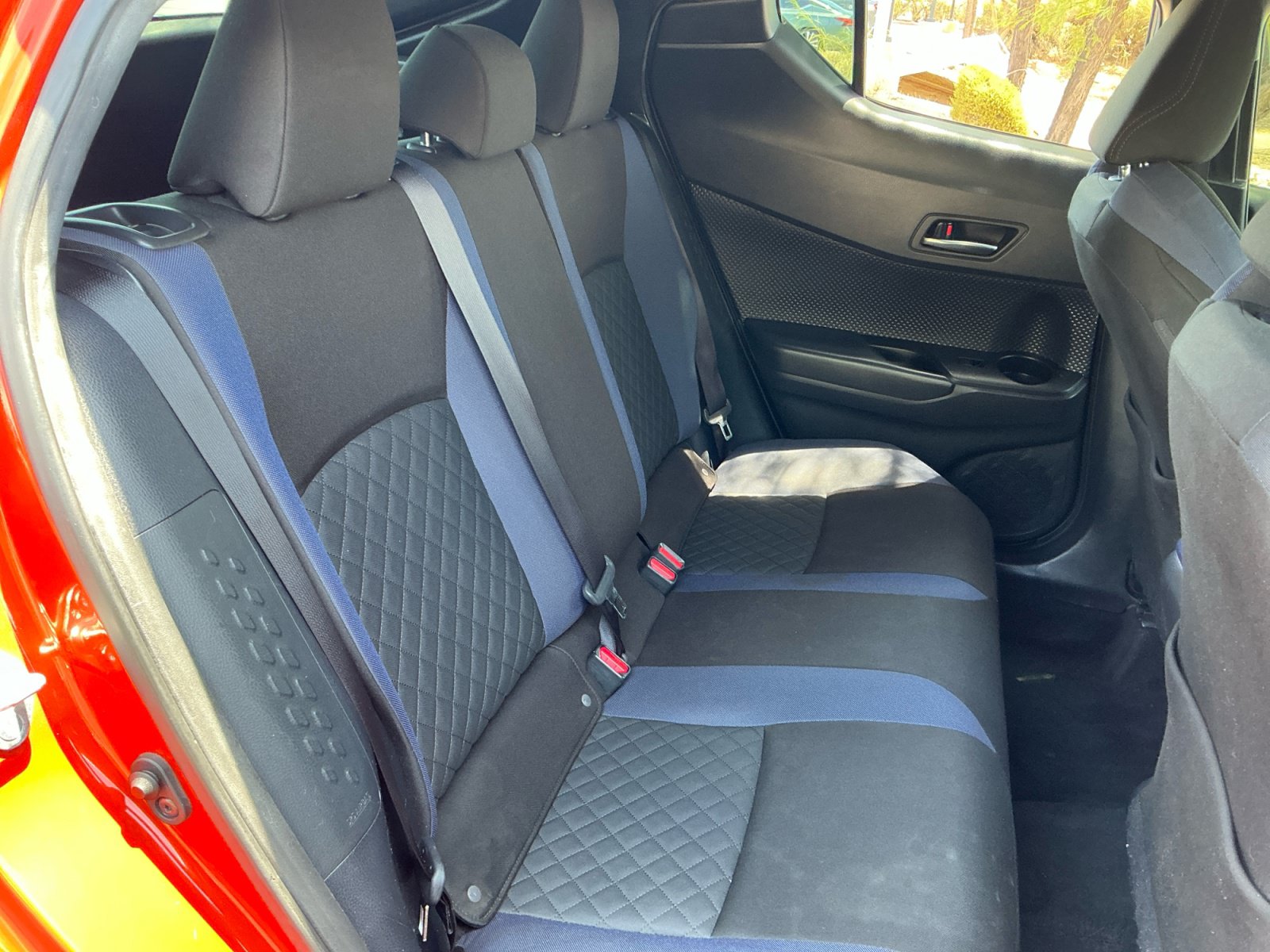 Certified 2020 Toyota C-HR XLE FWD image 17