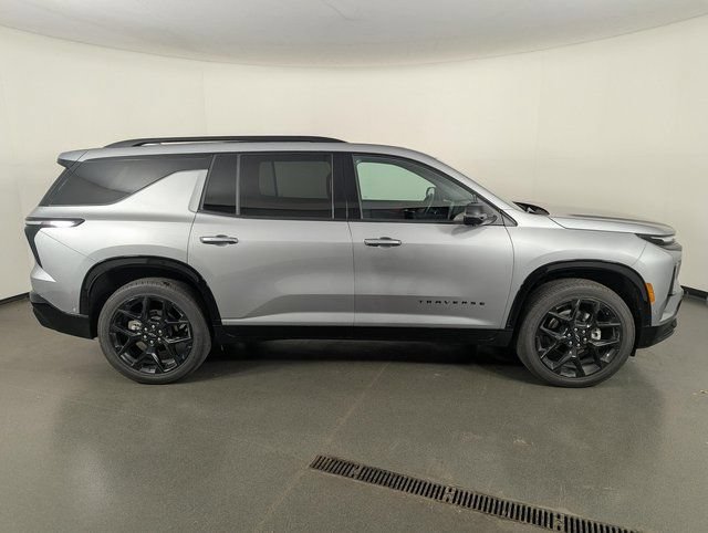 Used 2024 Chevrolet Traverse RS AWD/4WD image 8