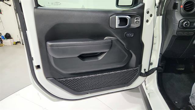 Used 2024 Jeep Wrangler Unlimited Rubicon image 19