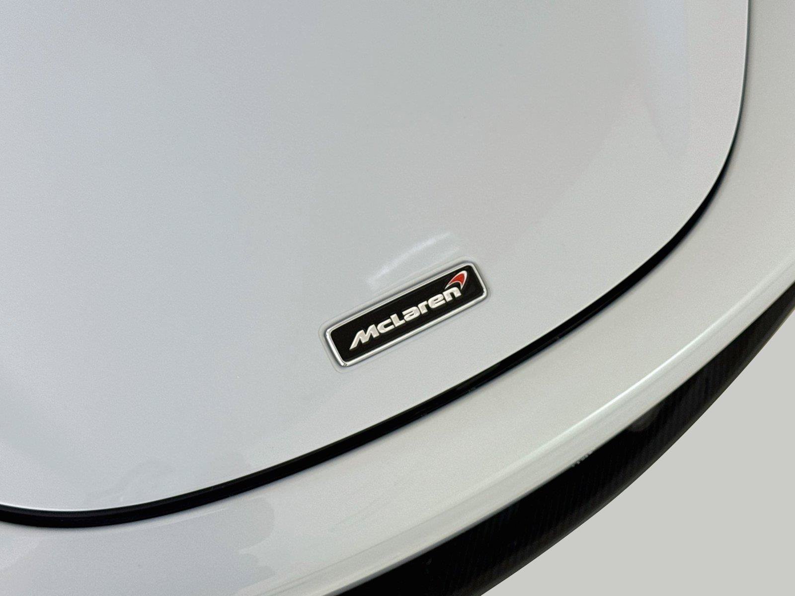 Used 2018 McLaren 720S Performance RWD image 24