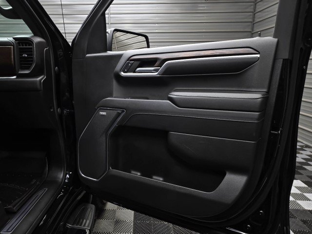Used 2023 GMC Sierra 1500 SLT w/ SLT Premium Package AWD/4WD image 38