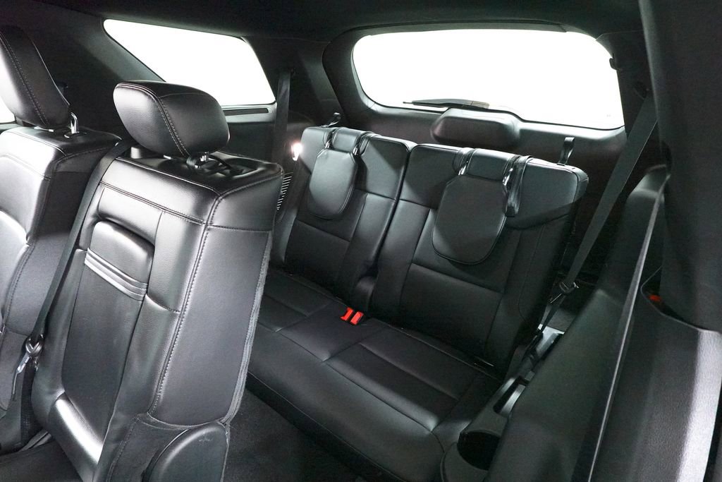 Certified 2020 Ford Explorer XLT w/ Equipment Group 202A image 26