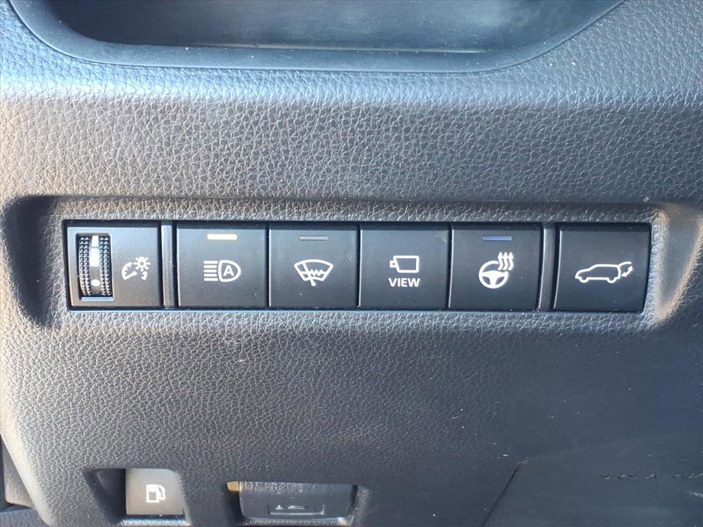 Used 2022 Toyota RAV4 XSE image 24
