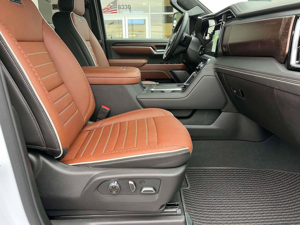 Certified 2026 GMC Sierra 2500 Denali Ultimate w/ Max Trailering Package image 21