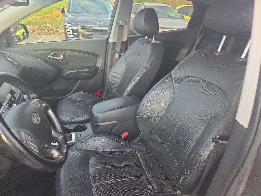 Used 2014 Hyundai Tucson Limited w/ Technology Package 02 image 9