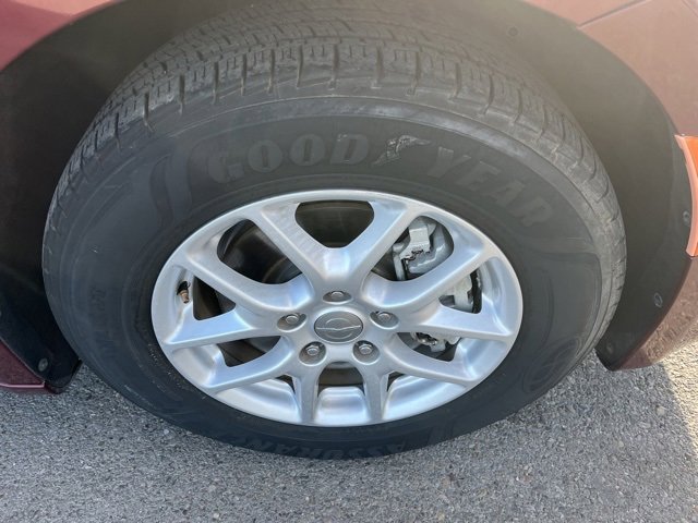 Used 2018 Chrysler Pacifica LX image 25