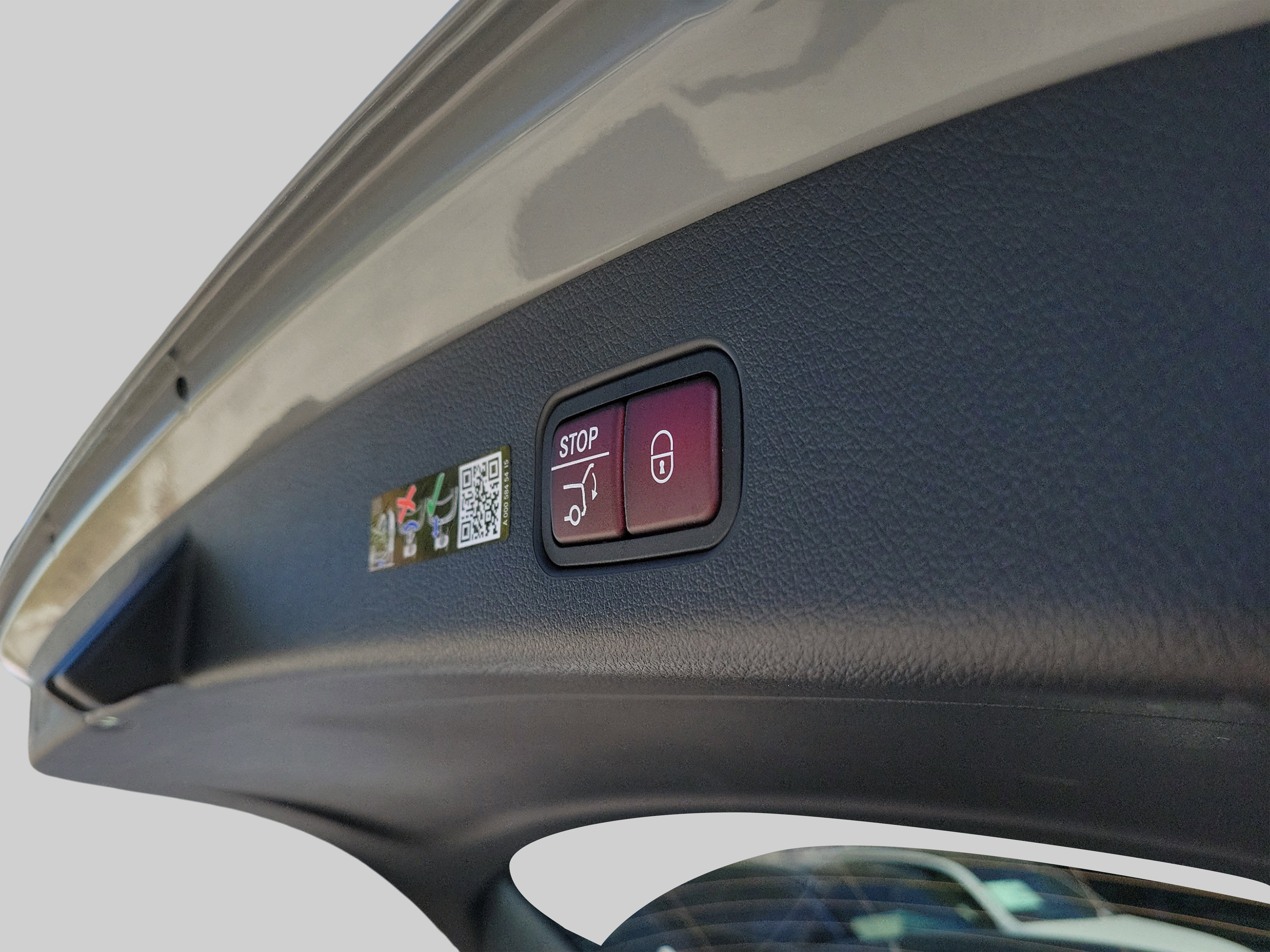 Certified 2026 Mercedes-Benz GLC 300 image 26